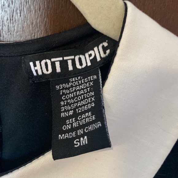 Black velvet dress with white collar Wednesday Addams inspired - Picture 6 of 6